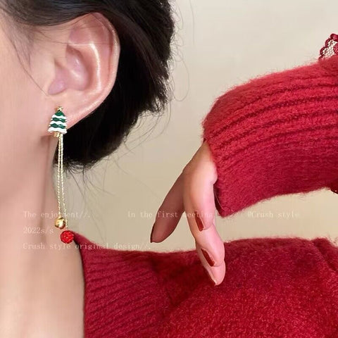 Ins Fashion Xmas Earrings Moving Santa Claus Long Tassel Earrings For Women Christmas Tree Snowflake Asymmetric Drop Earring Ins Fashion Xmas Earrings Moving Santa Claus Long Tassel Earrings For Women Christmas Tree Snowflake Asymmetric Drop Earring