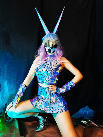 Halloween Magic - Mirror-Reflective Dance Costume in Enchanting Purple and Blue for Nightclubs, Bars, and Spooky Team Performances Halloween Magic - Mirror-Reflective Dance Costume in Enchanting Purple and Blue for Nightclubs, Bars, and Spooky Team Performances