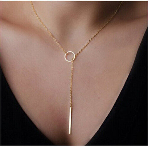 Gold-Plated Stainless Steel Women's Necklace - Elegant Jewelry Accessory Gold-Plated Stainless Steel Women's Necklace - Elegant Jewelry Accessory