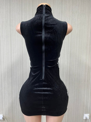 Black Velvet Rhinestone Chain Dress - Ideal for Evening Parties, Stage Performances, and Entertainers Black Velvet Rhinestone Chain Dress - Ideal for Evening Parties, Stage Performances, and Entertainers