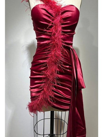 Red One-Shoulder Feather Mini Dress - Luxury Evening Glamour for Women Red One-Shoulder Feather Mini Dress - Luxury Evening Glamour for Women