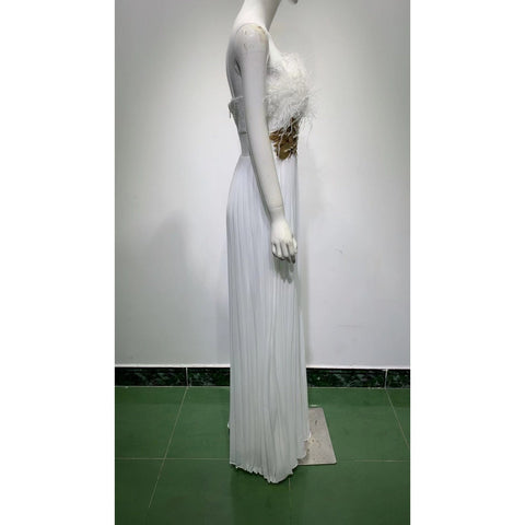 White Strapless Luxury Prom Gown with Gold Beading Belt - Runway-Worthy Celebrity Evening Dress White Strapless Luxury Prom Gown with Gold Beading Belt - Runway-Worthy Celebrity Evening Dress