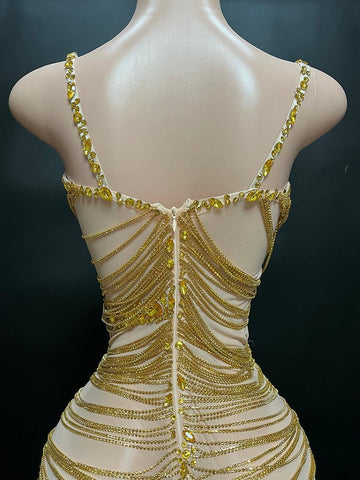 Glamorous Golden Ball Gown: Perfect for Prom, Evening Affairs, and Quinceañeras – Vintage Elegance Glamorous Golden Ball Gown: Perfect for Prom, Evening Affairs, and Quinceañeras – Vintage Elegance