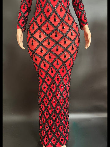 Sophisticated High-Neck Red Evening Gown - Perfect for Parties, Clubs, and Formal Affairs Sophisticated High-Neck Red Evening Gown - Perfect for Parties, Clubs, and Formal Affairs