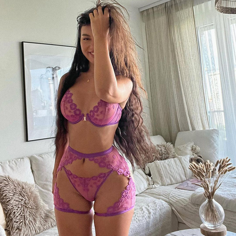 Luxury Ellolace Lingerie Set - 3-Piece Lace Bra, Panty & Garter Luxury Ellolace Lingerie Set - 3-Piece Lace Bra, Panty & Garter