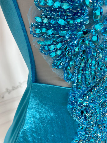 Dazzling Elegance - Sequins Rhinestones Nude Sleeveless Blue Fashion Show Stunner